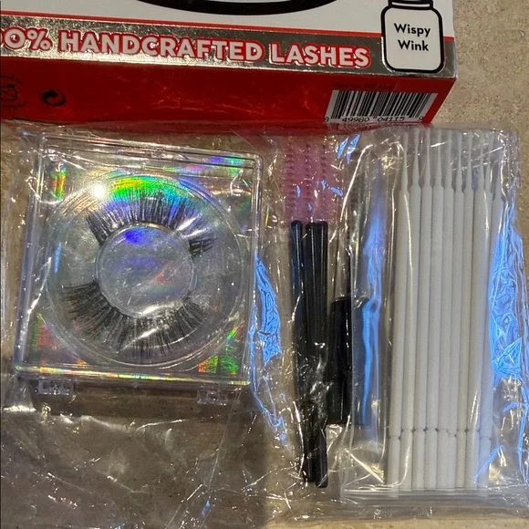 Hello Kitty Handcrafted Lashes Set, sweet cheeks blush set and more eye lashes!! - Picture 4 of 4